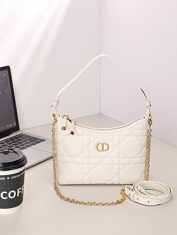 Colestore Dior Miss Caro Diorling Mini Bag with Chain Ivory Macrocannage Lambskin 19 x 17 x 7 cm