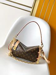 Colestore Louis Vuitton Side Trunk East West MM Bag Monogram Canvas M28385 28 x 15 x 7 cm - 1