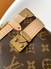 Colestore Louis Vuitton Side Trunk East West MM Bag Monogram Canvas M28385 28 x 15 x 7 cm - 2