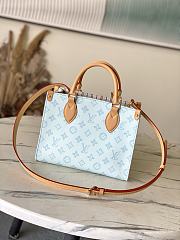 Colestore  Louis Vuitton OnTheGo PM Monogram Origine Bleu Courrier 25 x 19 x 11.5 cm - 5