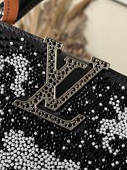 Colestore Louis Vuitton Capucines BB Crystal Embroidery Bag Black 27 x 17.3 x 9 cm - 6