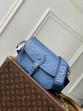 Colestore Louis Vuitton Diane Blue Jean M27362 25x15x9cm