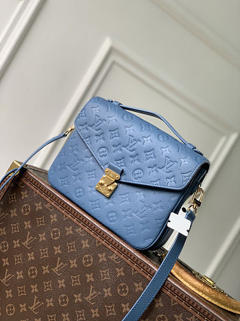 Colestore Louis Vuitton Pochette Métis Blue Jean M27357 25 x 19 x 7 cm