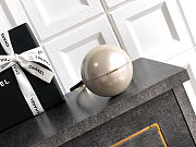 Colestore  Chanel Pearl ring minaudiere, Plexi & gold-tone metal, Pearly White 8.5 cm diameter - 4