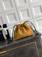 Colestore Chanel Clutch with Leather Strap   Suede Calfskin, Lambskin & Gold-Tone Metal  Beige & Black  17 x 22 x 8cm - 1