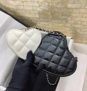 Colestore Chanel Timeless Heart Double Bag Small Patent Black / White 15x13x2cm - 2