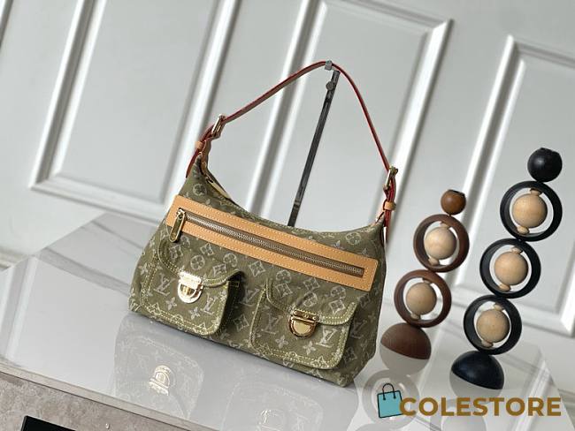 	 Colestore Louis Vuitton Baggy Monogram Green Denim 30 x 22 x 13 cm - 1