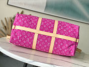 Colestore  Louis Vuitton Keepall Bandoulière 45 Fuchsia Denim 45 x 27 x 20 cm - 6
