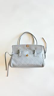 	 Colestore Chanel SMALL SHOPPING BAG Grained Calfskin & Gold-Tone Metal Light Grey 15 x 30.5 x 11.5cm - 3