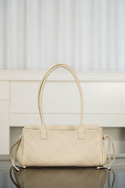 	 Colestore Chanel SMALL SHOPPING BAG Grained Calfskin & Gold-Tone Metal Light Beige 15 x 30.5 x 11.5cm - 4
