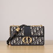 Colestore Dior 30 Montaigne East-West Bag with Chain Blue Dior Oblique Jacquard 21 x 12 x 6 cm - 1