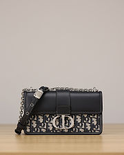 Colestore Dior 30 Montaigne East-West Bag with Chain Blue Dior Oblique Jacquard and Smooth Calfskin 21 x 12 x 6 cm - 1