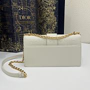 Colestore Dior 30 Montaigne East-West Bag with Chain Latte Calfskin 21 x 12 x 6 cm - 3