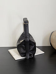 Colestore Chanel Hobo Handbag   Shiny Lambskin & Gold-Tone Metal Black  13 x 23 x 8cm - 6