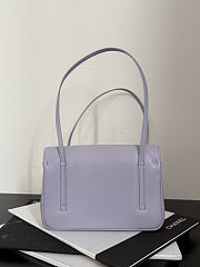 Colestore Chanel Small Flap Bag   Grained Shiny Calfskin & Gold-Tone Metal Lilac 22x15x7cm - 6