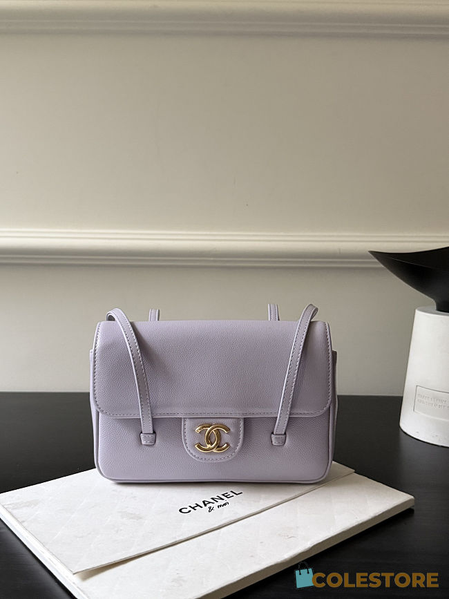 	 Colestore Chanel Clutch with Leather strap Glossy Calfskin with Grain Effect & Gold-Plated Metal Lilac 17x11.5x5cm - 1