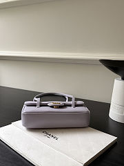 	 Colestore Chanel Clutch with Leather strap Glossy Calfskin with Grain Effect & Gold-Plated Metal Lilac 17x11.5x5cm - 3