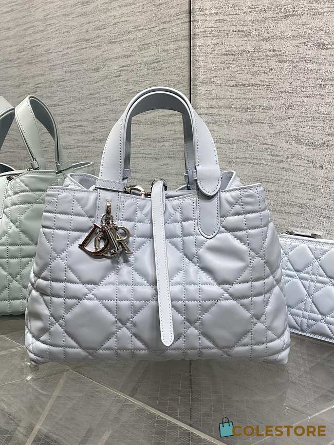 Colestore Dior Medium Dior Toujours Bag Ice Blue Macrocannage Calfskin  28.5 x 21.5 x 17 cm - 1