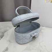 	 Colestore Dior Mini Vanity Ice Blue Cannage Lambskin 17 x 10.5 x 8 cm - 5