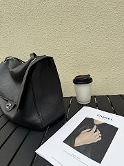 Colestore Chanel MAXI FLAPBAG Grained Calfskin & Silver Metal Black 26 x 38.5 x 11cm - 5
