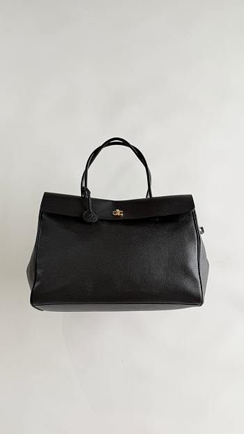 Colestore Chanel Large Tote   Grained Calfskin & Gold-Tone Metal  Black 33x43x17.5cm