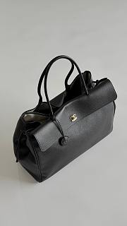 Colestore Chanel Large Tote   Grained Calfskin & Gold-Tone Metal  Black 33x43x17.5cm - 3