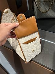 Colestore Chanel 25 Small Handbag   Canvas, Calfskin & Gold-Tone Metal  Ecru & Camel  30 x 26 x 14cm - 4