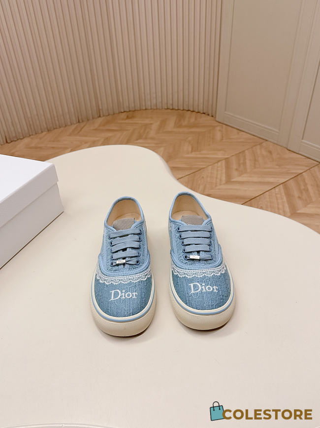 Colestore Dior Saltwind Sneaker Bleu Ciel Dior Oblique Embroidered Cotton and White Lace - 1