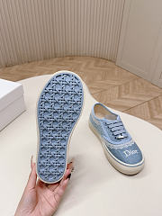 Colestore Dior Saltwind Sneaker Bleu Ciel Dior Oblique Embroidered Cotton and White Lace - 3