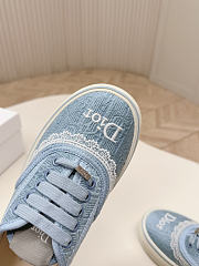 Colestore Dior Saltwind Sneaker Bleu Ciel Dior Oblique Embroidered Cotton and White Lace - 2