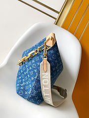 Colestore  Louis Vuitton Coussin Hobo MM Blue Denim 38 x 33 x 10 cm - 6