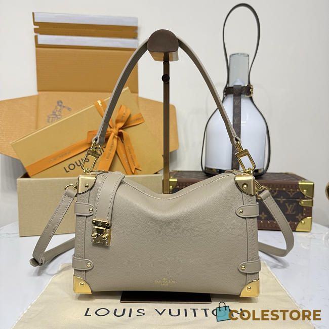 Colestore Louis Vuitton Side Trunk PM Chalk Grained calf leather 19 x 12.5 x 7.5 cm - 1