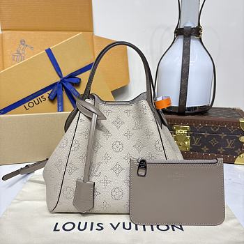 Colestore Louis Vuitton Hina MM Gray 23x13x20cm