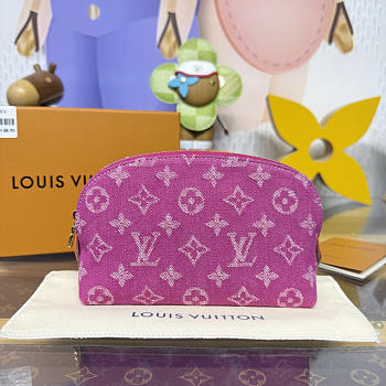 Colestore Louis Vuitton Pochette Cosmétique PM Fuschia Denim 19 x 12 x 6 cm