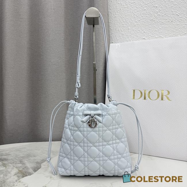 Colestore Dior Adiorable Mini Bucket Bag Ice Blue Cannage Lambskin 20 x 22 x 5.5 cm - 1