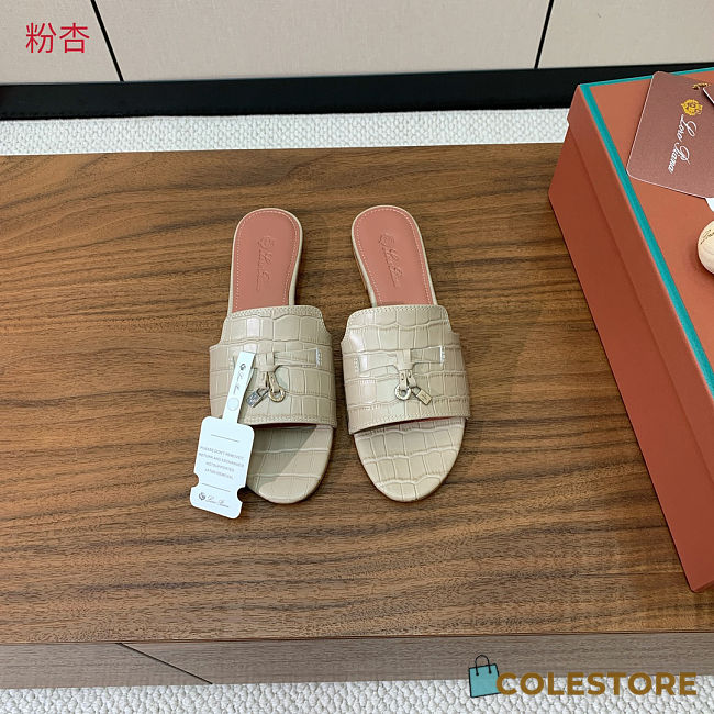 Colestore  Loro Piana Summer Charms Sandal Crocodile Leather Beige - 1