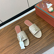 Colestore  Loro Piana Summer Charms Sandal Crocodile Leather Beige - 2