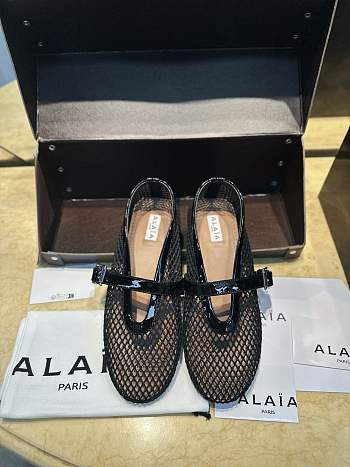 Colestore Alaia Ballet Flats in Fishnet  Black