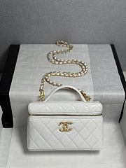 Colestore Chanel Top Handle Long Vanity Case with Chain White Shiny Lambskin Aged Gold Hardware 17x19.5x5cm - 1