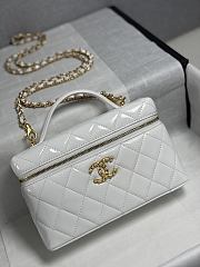 Colestore Chanel Top Handle Long Vanity Case with Chain White Shiny Lambskin Aged Gold Hardware 17x19.5x5cm - 2
