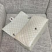 Colestore Chanel Maxi Classic Flap Bag in Grained Calfskin White Silver-Tone Hardware 46.6x29x17cm - 5