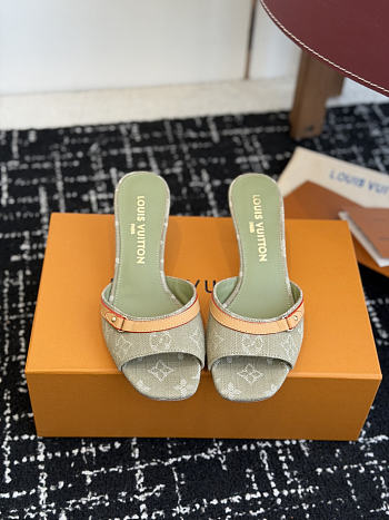 Colestore Louis Vuitton 6AM Mule Green Denim