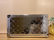 Colestore Louis Vuitton LV Ski Coffret 8 Montres Other Monogram Canvas Silver 35 x 20.5 x 13.5 cm - 6