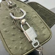 Colestore Louis Vuitton Speedy 18 Bandoulière Khaki Green Ostrich leather, calfskin and suede 18 x 12 x 10 cm - 3
