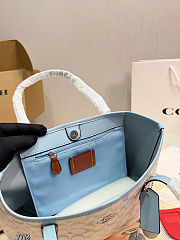 Colestore  Coach Medium City Tote Bag In Signature Canvas Sky Blue 22x20cm - 3