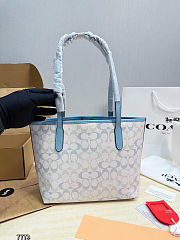 Colestore  Coach Medium City Tote Bag In Signature Canvas Sky Blue 22x20cm - 2