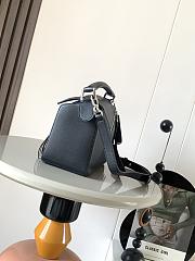 Colestore Loewe Small Puzzle bag with fringe in classic calfskin leather Dark Black/ Chestnut 24x16.5x10.5cm - 4