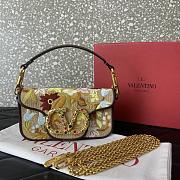 Colestore Valentino Garavani Locò Small Embroidered Shoulder Bag with Swarovski 19x10.5x5cm - 6
