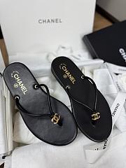 Colestore Chanel THONGS   Crackled Laminated Calfskin Black - 2
