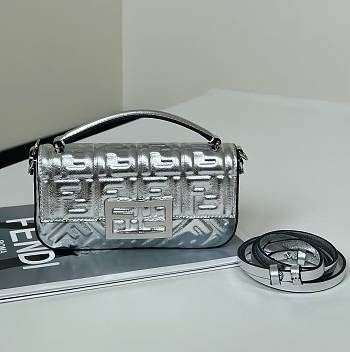 Colestore Fendi Baguette Phone Pouch in Metallic 18.5x2.5x10cm